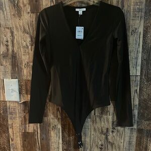 NWT BAR III women's V-Neck Long-Sleeve Everyday Contour Bodysuit size small